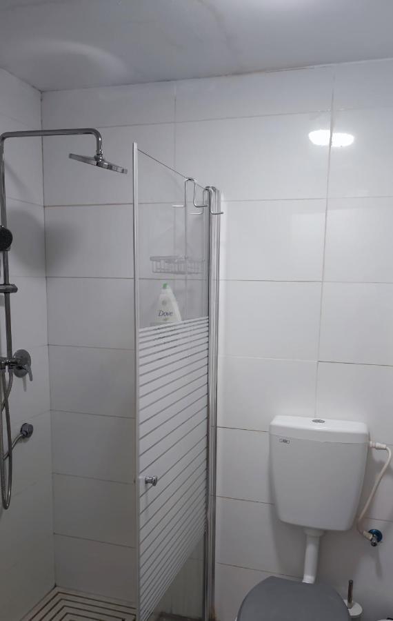 Studio Apartment 12 Minutes From Bahai'S Garden Хайфа Экстерьер фото