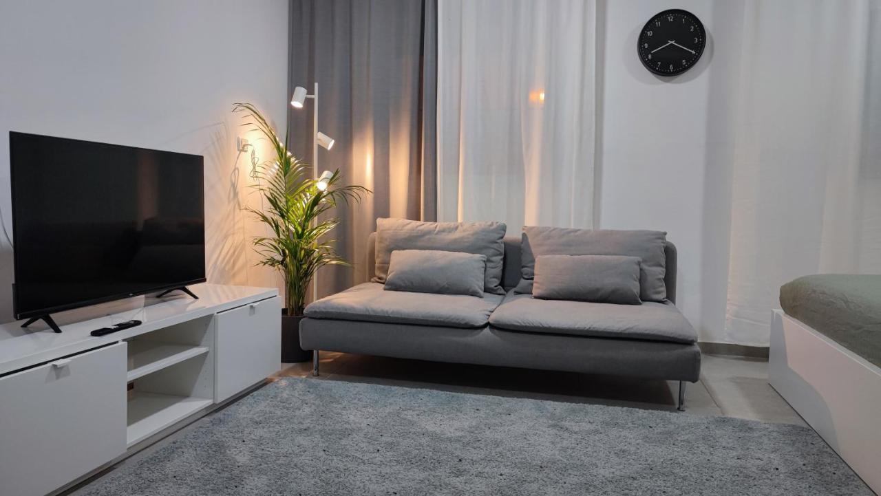 Studio Apartment 12 Minutes From Bahai'S Garden Хайфа Экстерьер фото